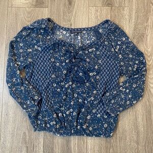 AMERICAN EAGLE BLOUSE - DENIM BLUE W/ FLORAL PATTERN